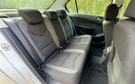 Peugeot 408 I рестайлинг, 2015 год, 540 000 рублей, 9 фотография