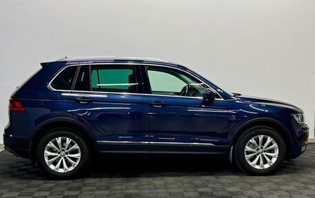 Volkswagen Tiguan II, 2017 год, 2 433 000 рублей, 4 фотография