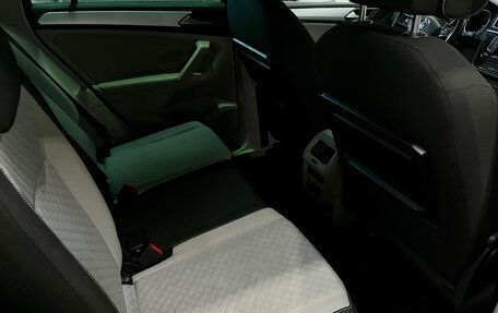 Volkswagen Tiguan II, 2017 год, 2 433 000 рублей, 10 фотография