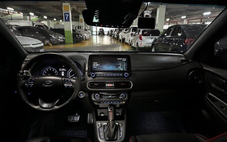 Hyundai Kona I, 2021 год, 2 500 000 рублей, 12 фотография