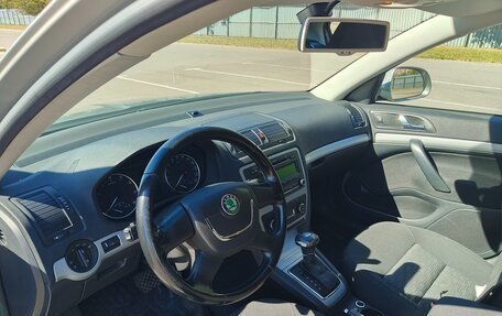 Skoda Octavia, 2011 год, 850 000 рублей, 13 фотография