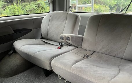 Mitsubishi Delica IV, 2000 год, 1 750 000 рублей, 19 фотография