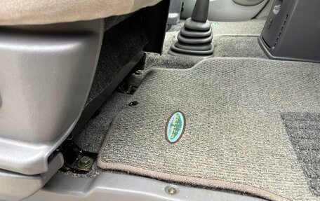 Mitsubishi Delica IV, 2000 год, 1 750 000 рублей, 26 фотография