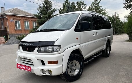 Mitsubishi Delica IV, 2000 год, 1 750 000 рублей, 9 фотография