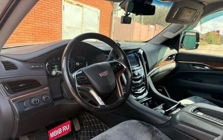 Cadillac Escalade IV, 2018 год, 5 900 000 рублей, 4 фотография