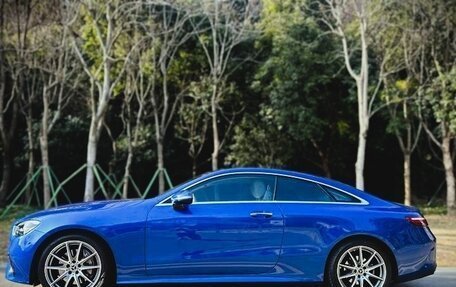 Mercedes-Benz E-Класс, 2022 год, 4 985 000 рублей, 6 фотография