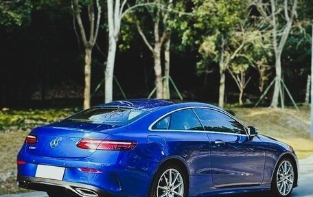 Mercedes-Benz E-Класс, 2022 год, 4 985 000 рублей, 7 фотография