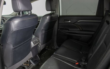 Toyota Highlander III, 2014 год, 2 890 000 рублей, 11 фотография