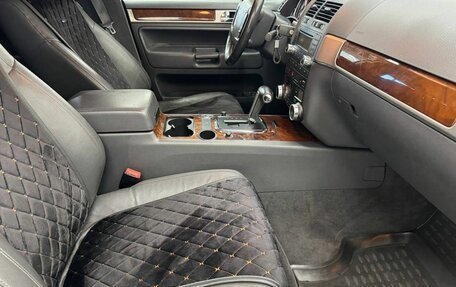 Volkswagen Touareg III, 2010 год, 1 570 000 рублей, 10 фотография