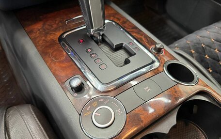 Volkswagen Touareg III, 2010 год, 1 570 000 рублей, 19 фотография