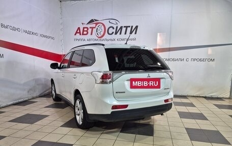 Mitsubishi Outlander III рестайлинг 3, 2012 год, 1 320 000 рублей, 5 фотография