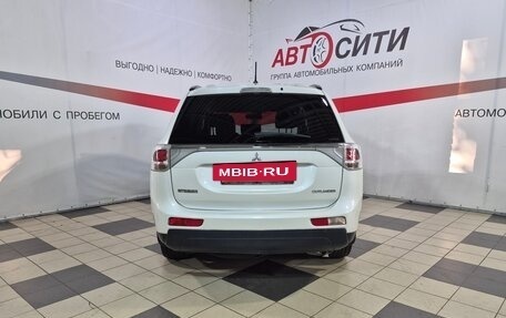 Mitsubishi Outlander III рестайлинг 3, 2012 год, 1 320 000 рублей, 6 фотография