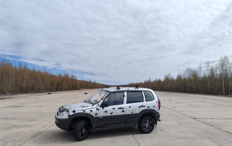 Chevrolet Niva I рестайлинг, 2009 год, 410 000 рублей, 4 фотография