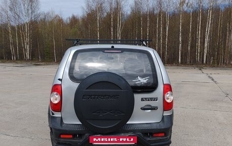 Chevrolet Niva I рестайлинг, 2009 год, 410 000 рублей, 6 фотография
