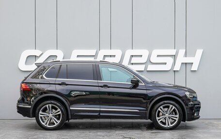 Volkswagen Tiguan II, 2019 год, 2 950 000 рублей, 5 фотография