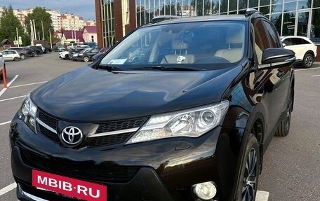 Toyota RAV4, 2014 год, 1 600 000 рублей, 5 фотография