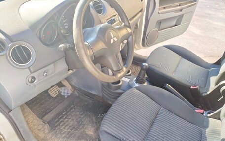 Mitsubishi Colt VI рестайлинг, 2008 год, 390 000 рублей, 15 фотография