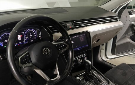 Volkswagen Passat B8 рестайлинг, 2020 год, 2 399 000 рублей, 10 фотография