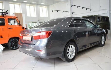 Toyota Camry, 2014 год, 1 390 000 рублей, 5 фотография