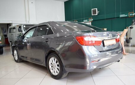Toyota Camry, 2014 год, 1 390 000 рублей, 7 фотография