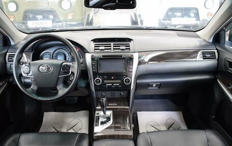 Toyota Camry, 2014 год, 1 390 000 рублей, 11 фотография