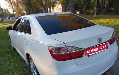 Toyota Camry, 2017 год, 1 450 000 рублей, 2 фотография