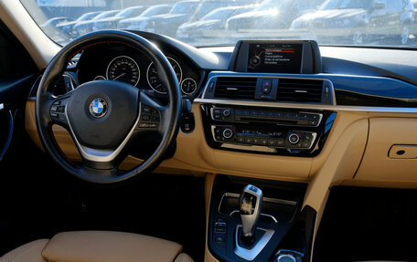 BMW 3 серия, 2017 год, 2 288 000 рублей, 12 фотография