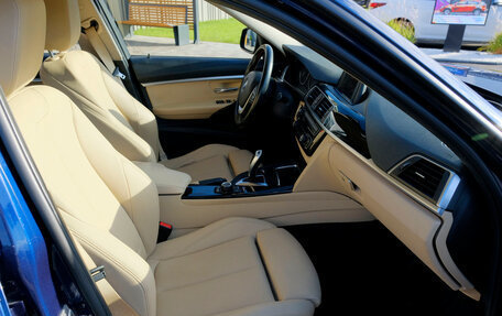 BMW 3 серия, 2017 год, 2 288 000 рублей, 10 фотография