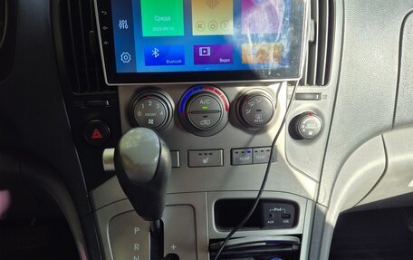 Hyundai Grand Starex Grand Starex I рестайлинг 2, 2014 год, 1 500 000 рублей, 4 фотография