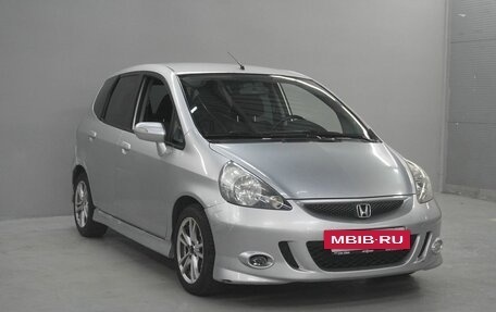 Honda Jazz I рестайлинг, 2007 год, 750 000 рублей, 3 фотография