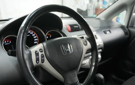 Honda Jazz I рестайлинг, 2007 год, 750 000 рублей, 14 фотография