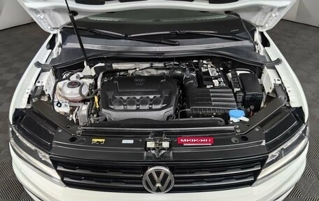 Volkswagen Tiguan II, 2019 год, 2 743 000 рублей, 11 фотография