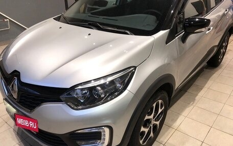 Renault Kaptur I рестайлинг, 2019 год, 1 700 000 рублей, 2 фотография