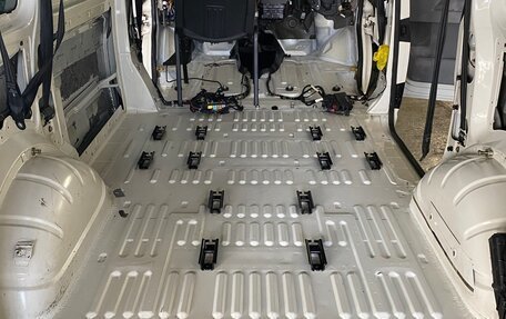 Volkswagen Transporter T5 рестайлинг, 2006 год, 1 700 000 рублей, 12 фотография