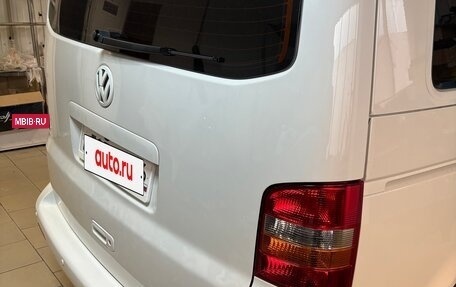 Volkswagen Transporter T5 рестайлинг, 2006 год, 1 700 000 рублей, 14 фотография
