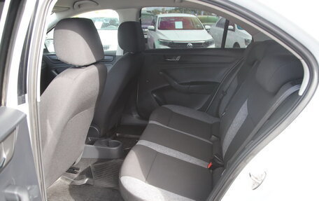 Skoda Rapid II, 2022 год, 1 374 994 рублей, 12 фотография