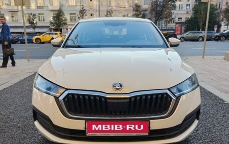 Skoda Octavia IV, 2021 год, 1 350 000 рублей, 1 фотография