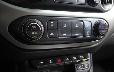 Chevrolet Colorado II, 2020 год, 7 426 939 рублей, 15 фотография