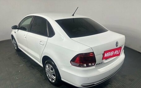 Volkswagen Polo VI (EU Market), 2015 год, 950 000 рублей, 5 фотография