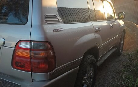 Toyota Land Cruiser 100 рестайлинг 2, 2001 год, 1 500 000 рублей, 10 фотография