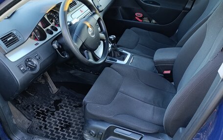 Volkswagen Passat B6, 2007 год, 520 000 рублей, 19 фотография