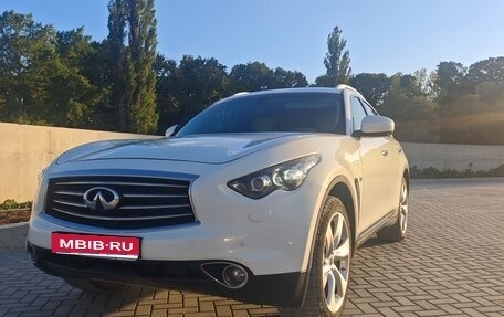 Infiniti QX70, 2015 год, 2 300 000 рублей, 1 фотография