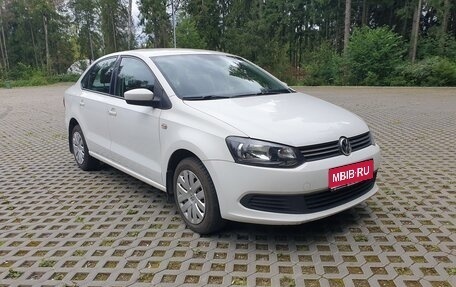 Volkswagen Polo VI (EU Market), 2011 год, 1 100 000 рублей, 1 фотография