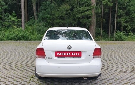 Volkswagen Polo VI (EU Market), 2011 год, 1 100 000 рублей, 13 фотография