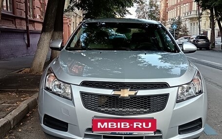 Chevrolet Cruze II, 2011 год, 700 000 рублей, 5 фотография