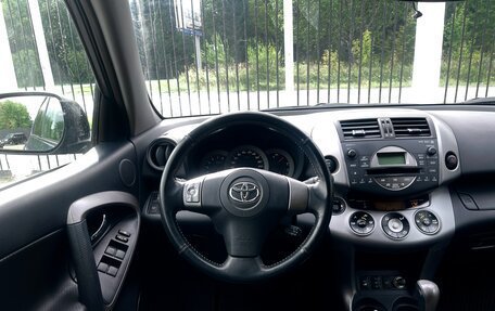 Toyota RAV4, 2008 год, 1 289 000 рублей, 11 фотография