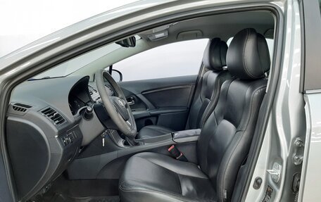 Toyota Avensis III рестайлинг, 2011 год, 930 000 рублей, 10 фотография