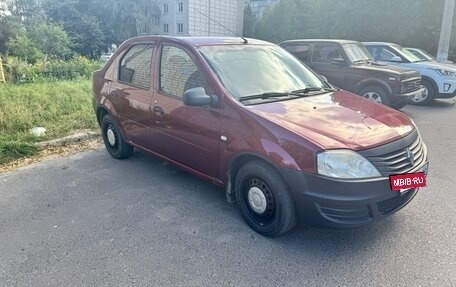 Renault Logan I, 2013 год, 450 000 рублей, 3 фотография