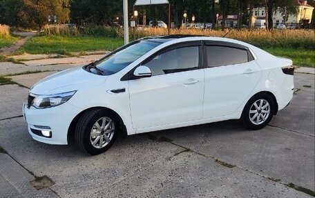 KIA Rio III рестайлинг, 2015 год, 800 000 рублей, 14 фотография