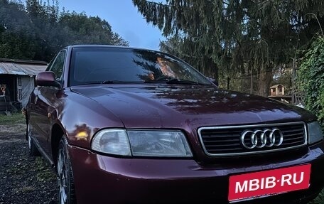 Audi A4, 1998 год, 280 000 рублей, 1 фотография